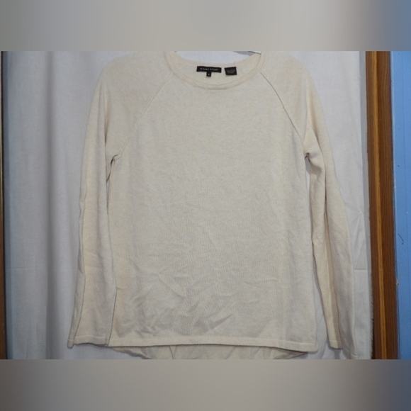 Jean Pierre Small Womens Pullover - Picture 4 of 9